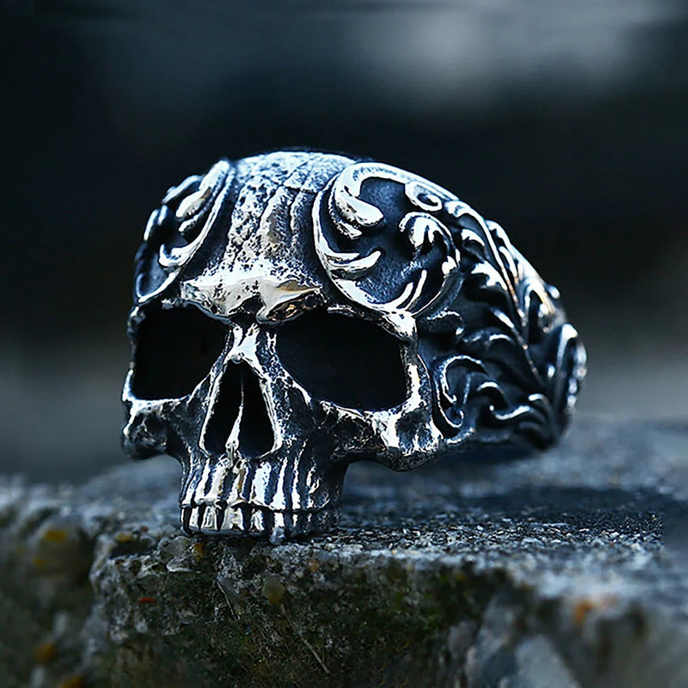 Fashion Vintage Gothic Carved Skull Ring 316L Stainless Steel Punk Jewelry